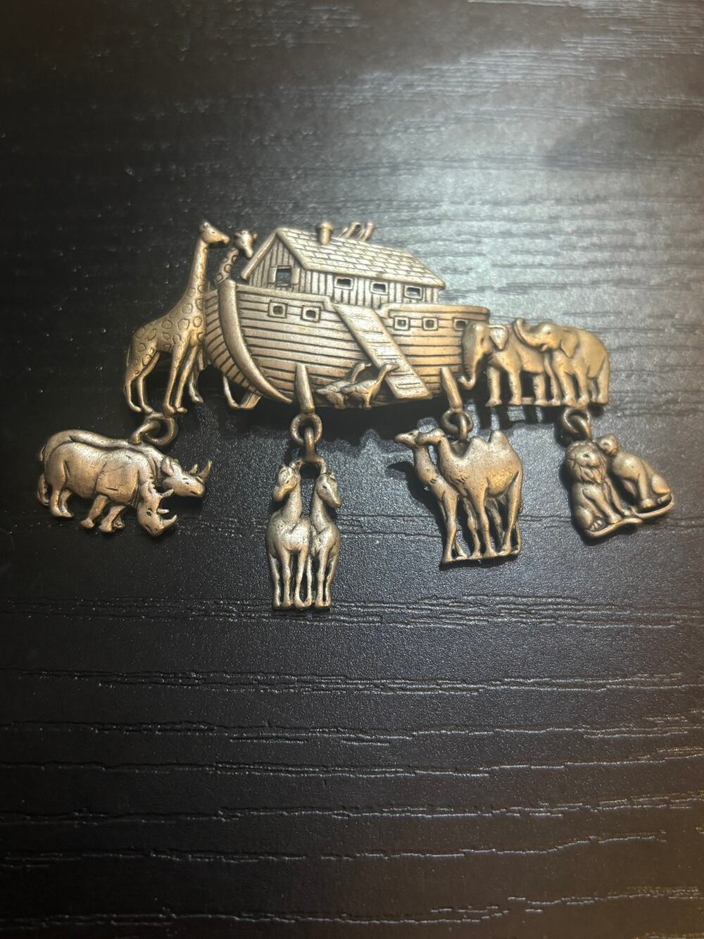 Vintage JJ Noah’s Ark Animal Dangle Brooch Pewter Tone